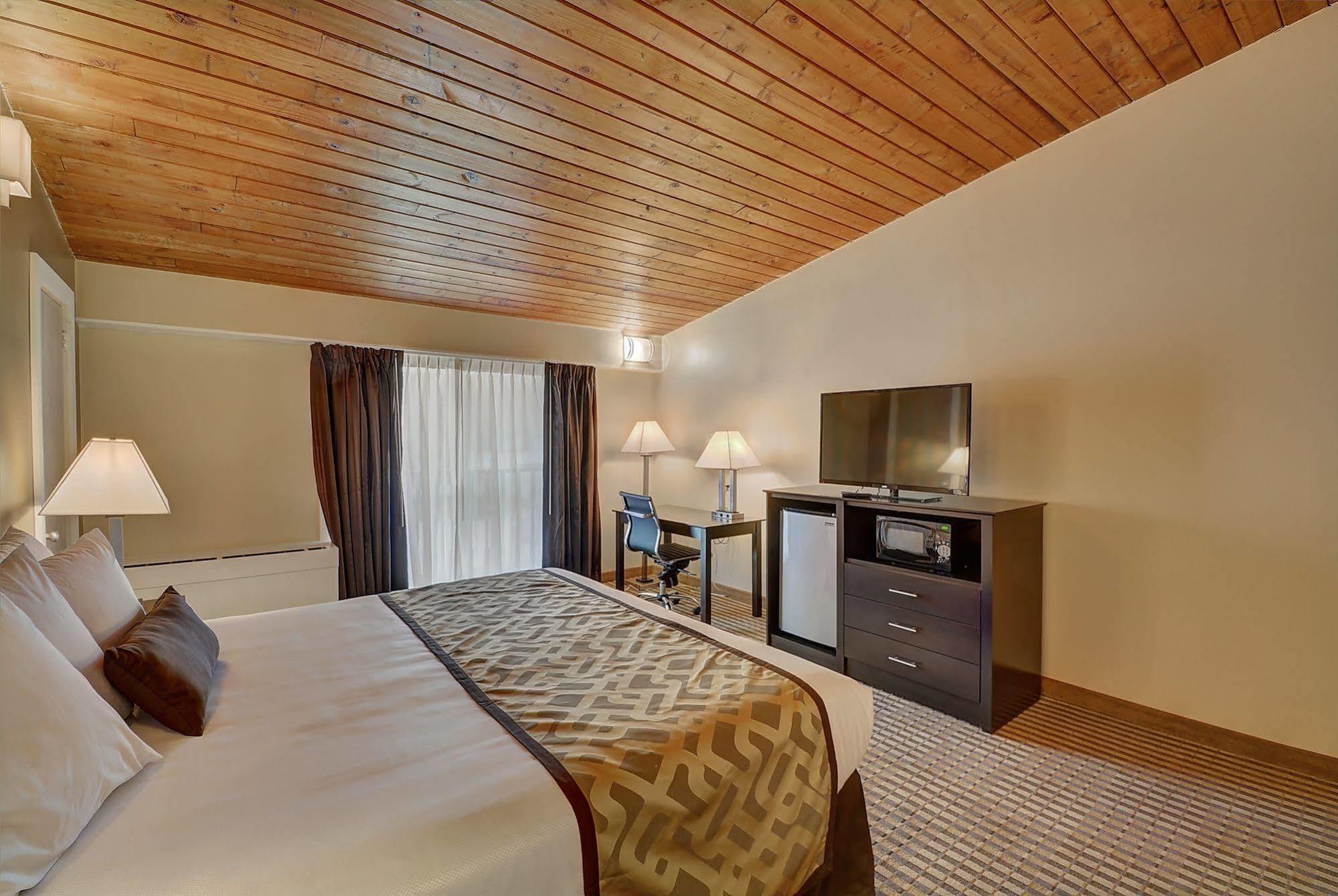 The Putney Inn المظهر الخارجي الصورة